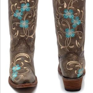 CORRAL SNIPPED TOE BOOTS - L5255 MODEL